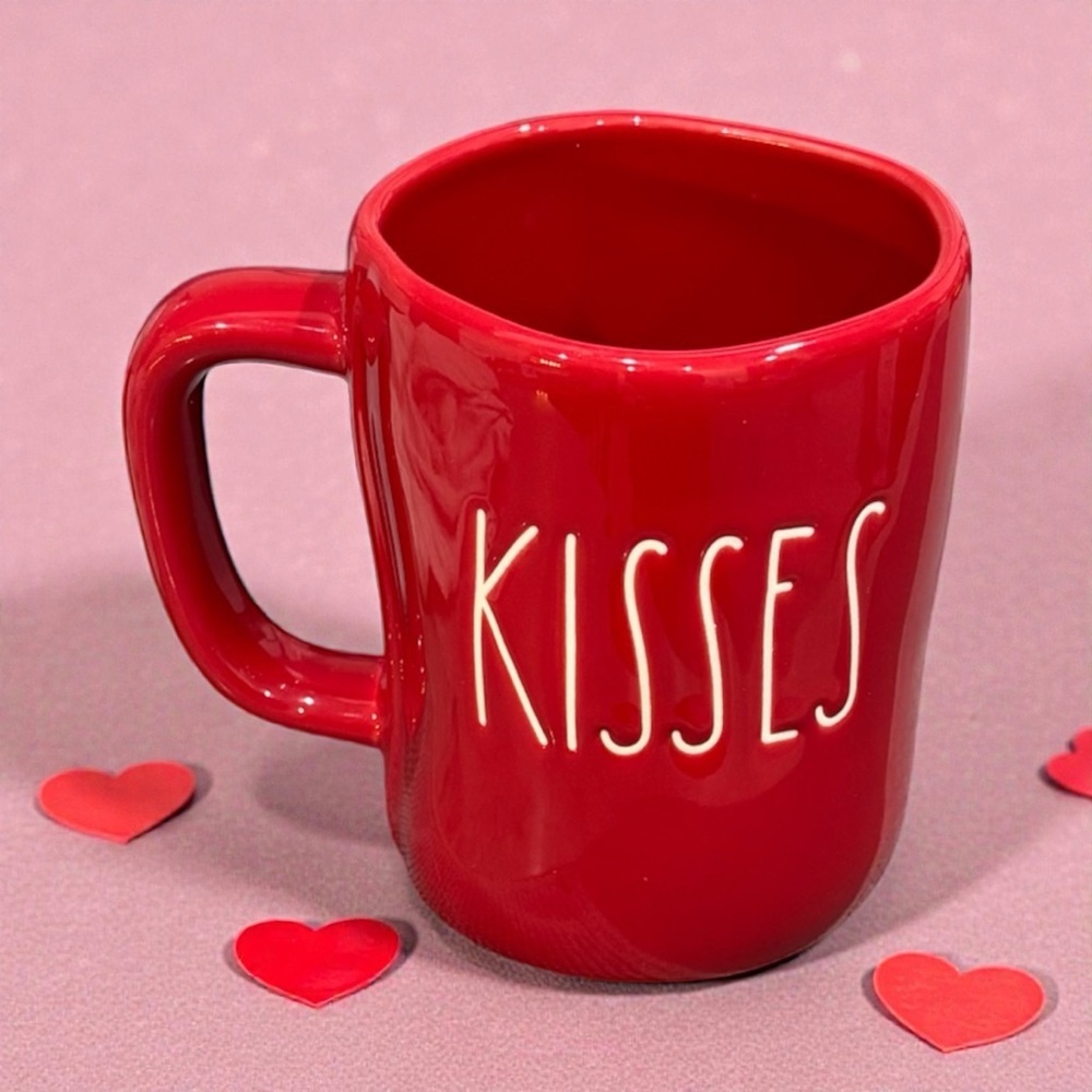 NEW RAE DUNN KISSES HUGS Valentine Large Ceramic Mug Love Red Double-Sided